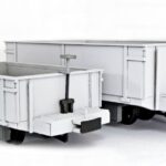 Hudson 4W steel waggon in16mm Scale (Front) and 7/8ths scale (Back)