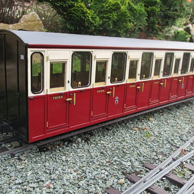 Carriage 26 kit, assembled, painted and finished with addition of couplings and decals (not supplied)