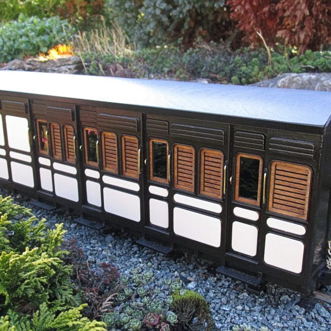 DHR 2nd Gen, 3rd Class Luggage Carriage, assembled and painted.